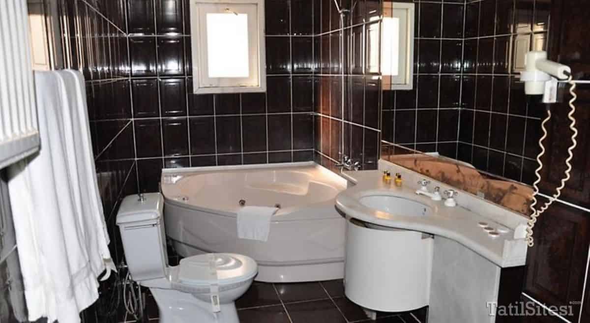 Diamond City Resort Hotel